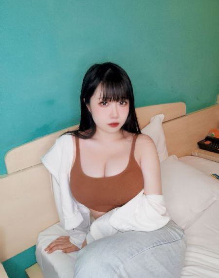 王后伞下