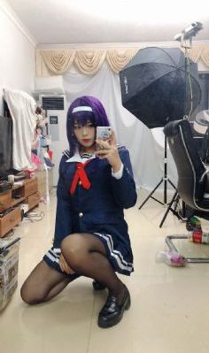 sm男虐女地下室调教