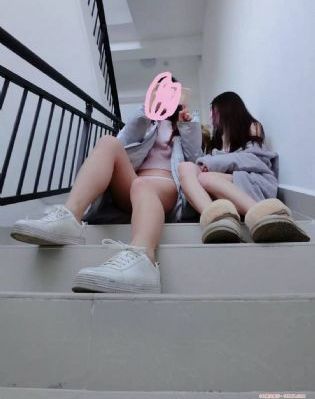 云边有个小卖部电影