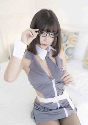 电梯小姐在线观看